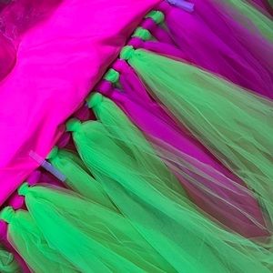 Candy table neon pink and neon green skirt for table